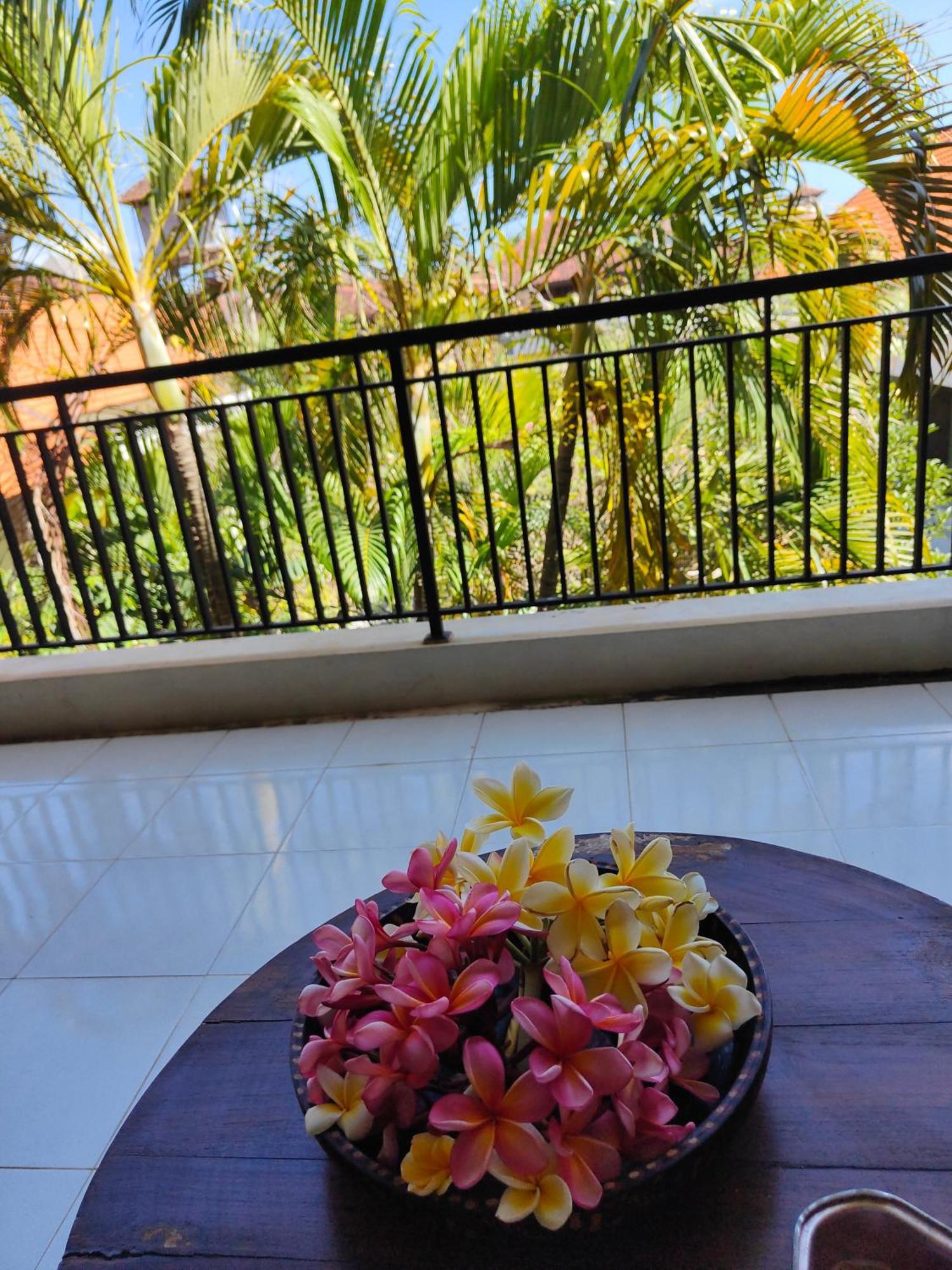 Berlian Inn Kuta Beach Εξωτερικό φωτογραφία