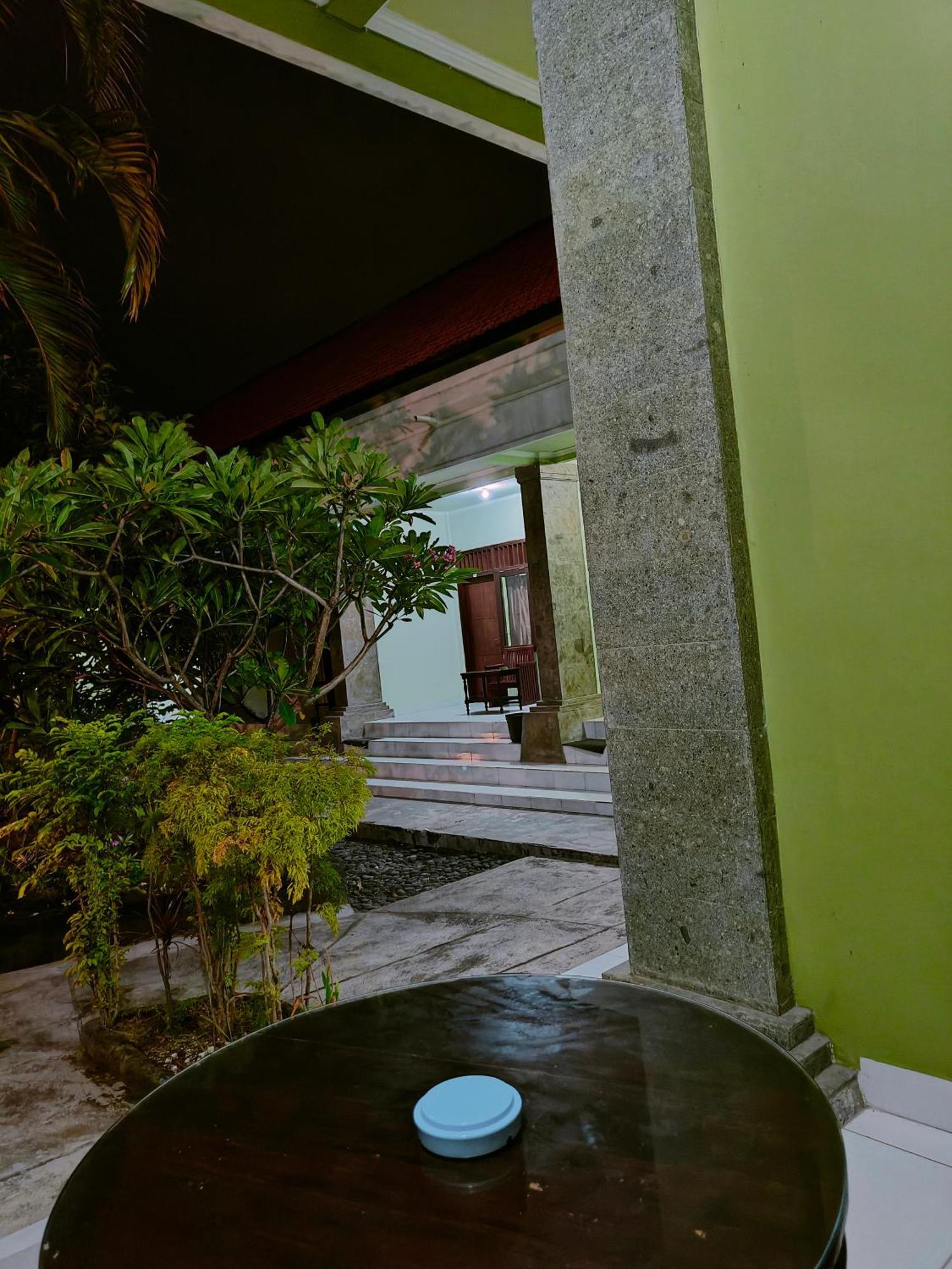 Berlian Inn Kuta Beach Εξωτερικό φωτογραφία