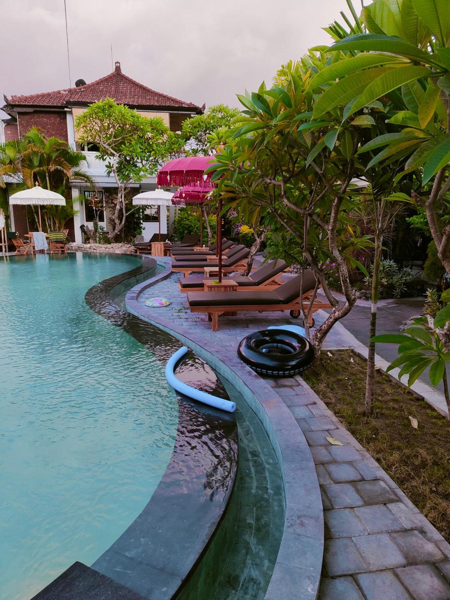 Berlian Inn Kuta Beach Εξωτερικό φωτογραφία