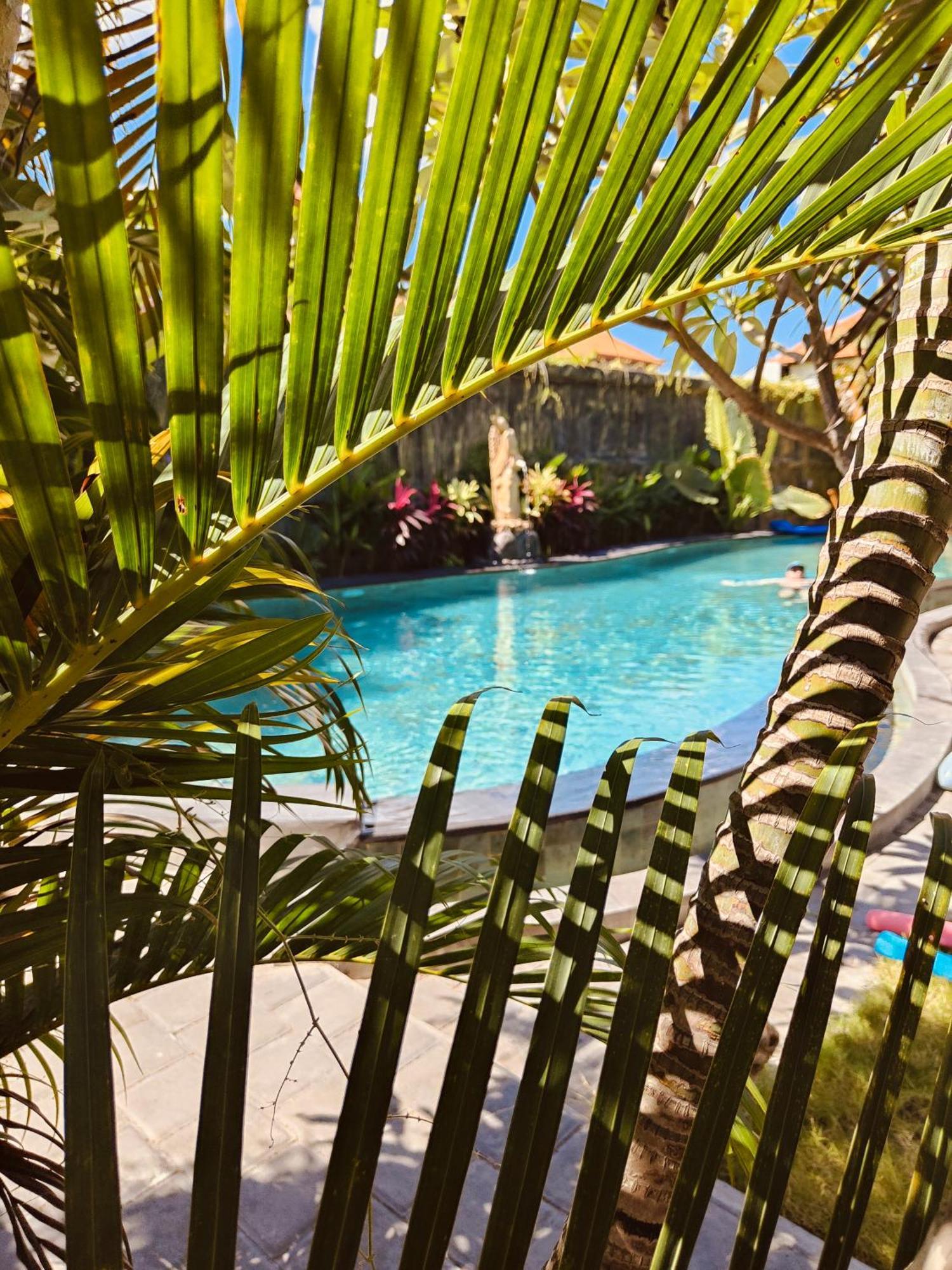 Berlian Inn Kuta Beach Εξωτερικό φωτογραφία
